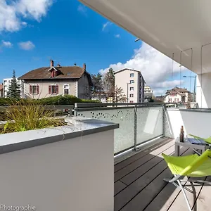 https://villa-aniciaca-appartement-neuf-avec-terrasse-8m.hotels-rhonealpes.com
